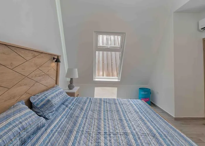 Cozy Beach Villa At The Shores 5 Minutes From The Beach