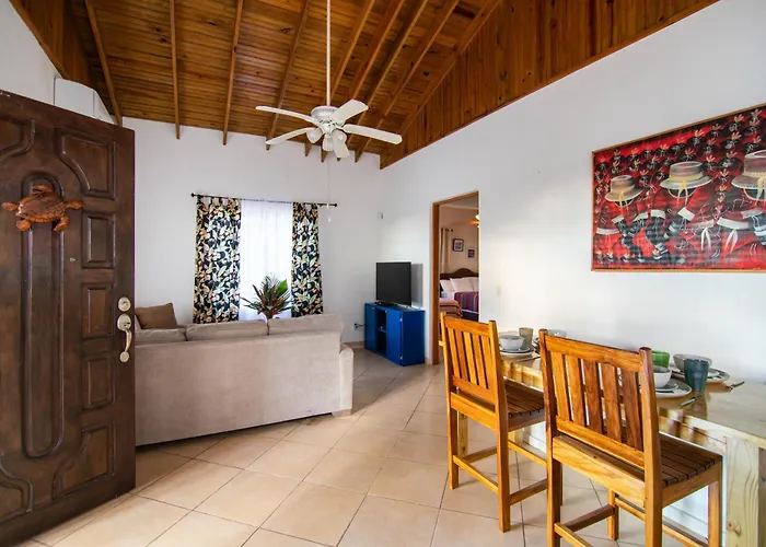 Seaside Inn Roatan